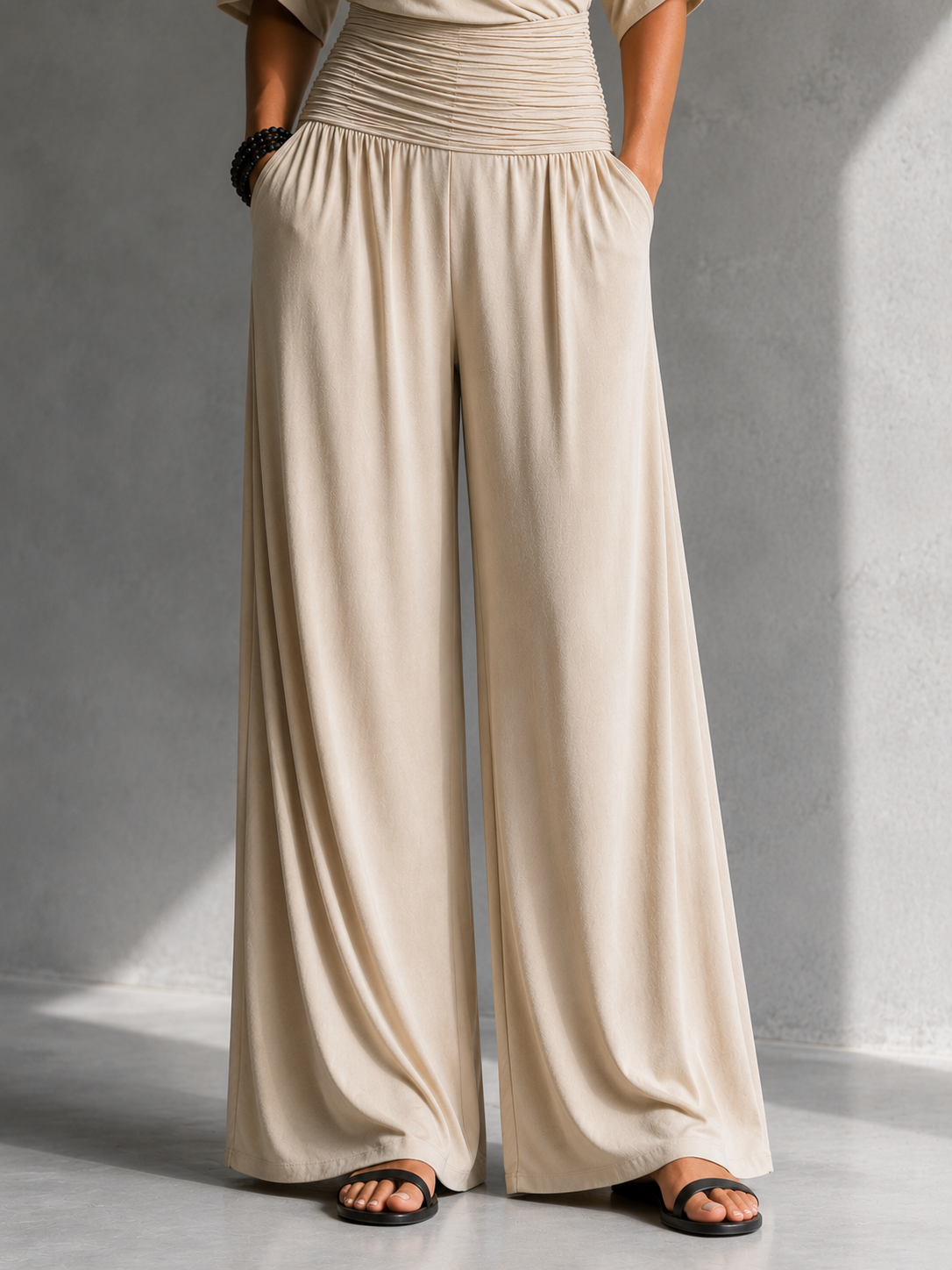 Sira | Conjunto elegante con efecto cruzado y pernera ancha