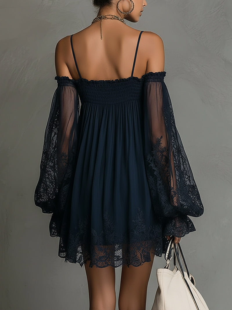 Noemi | Vestido corto y vaporoso con mangas de encaje y estilo bohemio chic