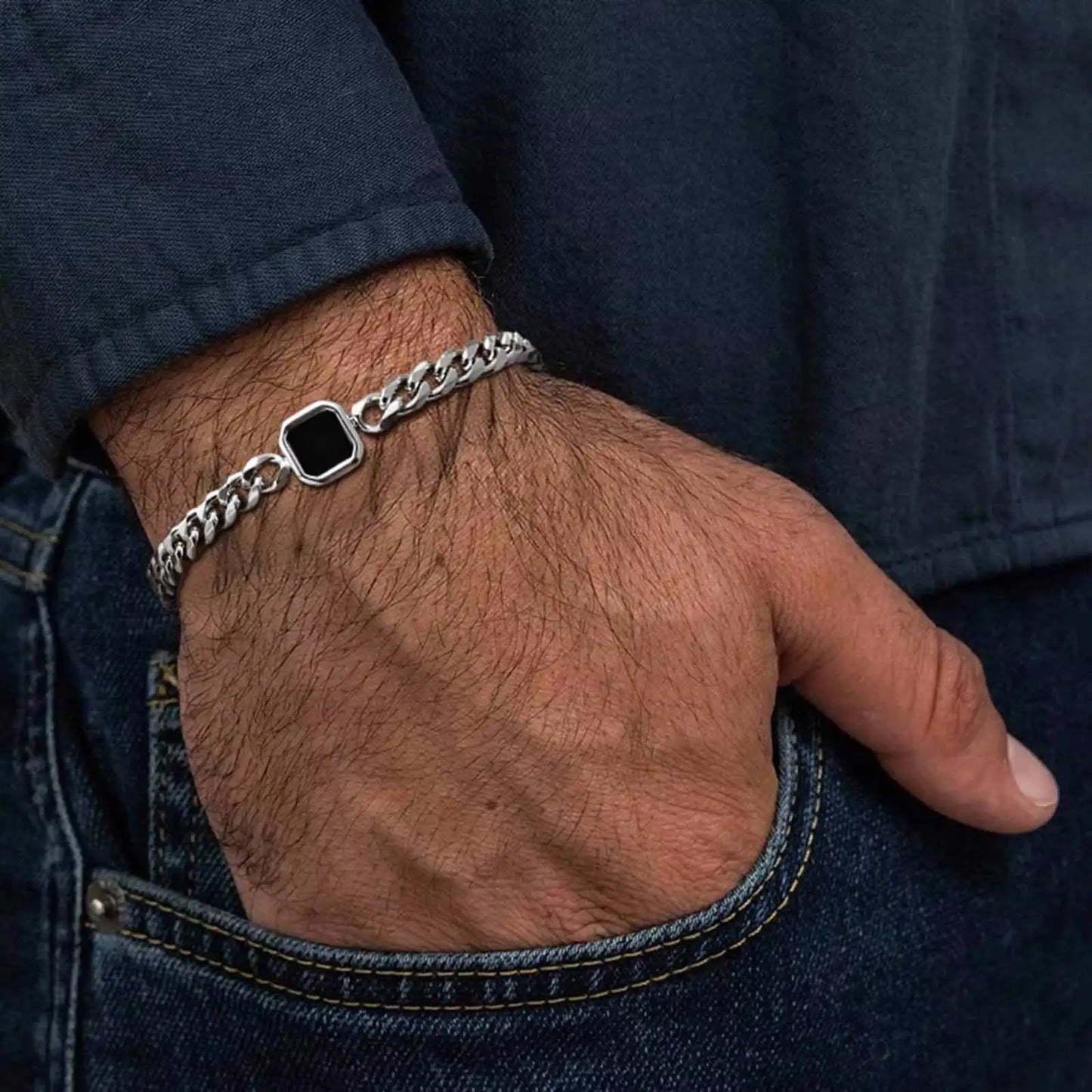 Orión - Pulsera de cadena negra